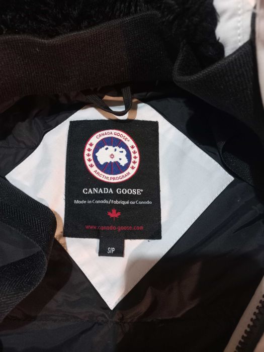 Куртка Canada Guess