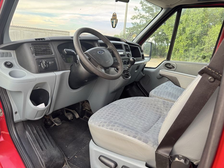 Ford transit basculabil ca nou 135.000 km originali  , se pot verifica