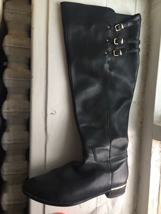 Продам осенние сапоги