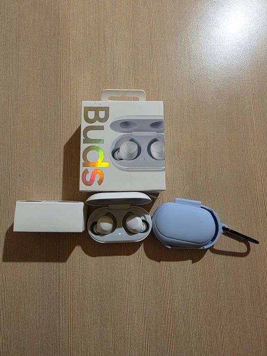 Căști Samsung Buds - stare foarte bună + husa protectie