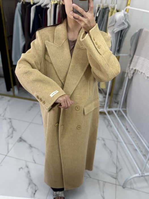 Продам пальто новое