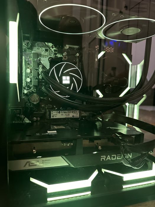 PC Gaming Ryzen 5 5600 RX 6650 XT  16GB 1TB SSD Kingstone NVME
