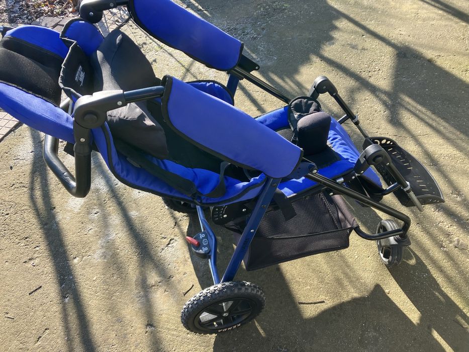 Cărucior pentru copii cu dizabilităţi ULISES A2