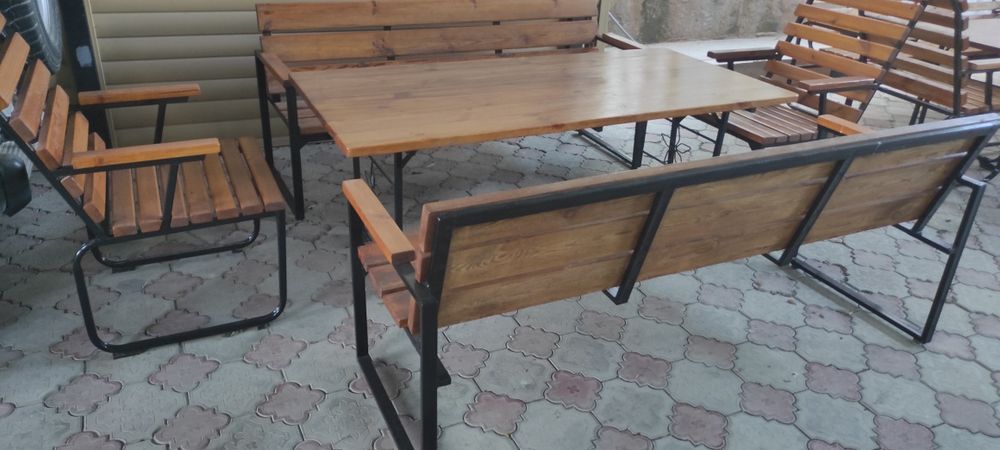 скамейка кресло, стол