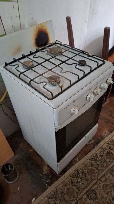 газовая плита рабочая