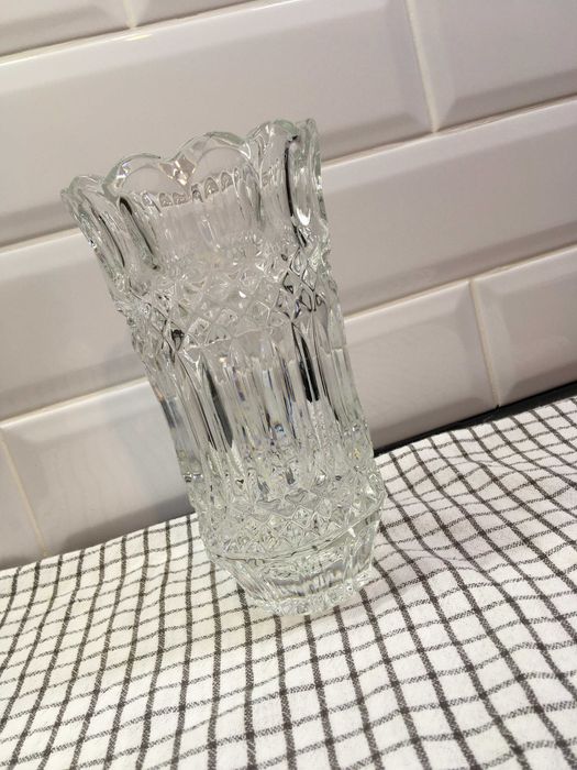 Продам вазу за 2000