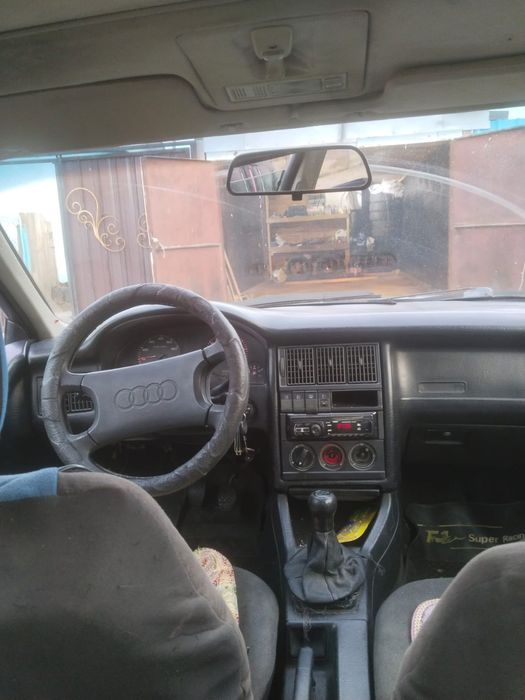 Продам Ауди 80 ...