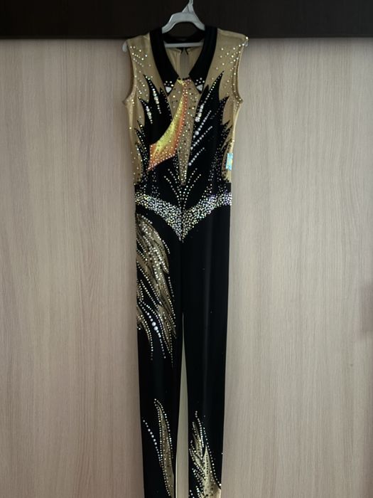 Продам купальник