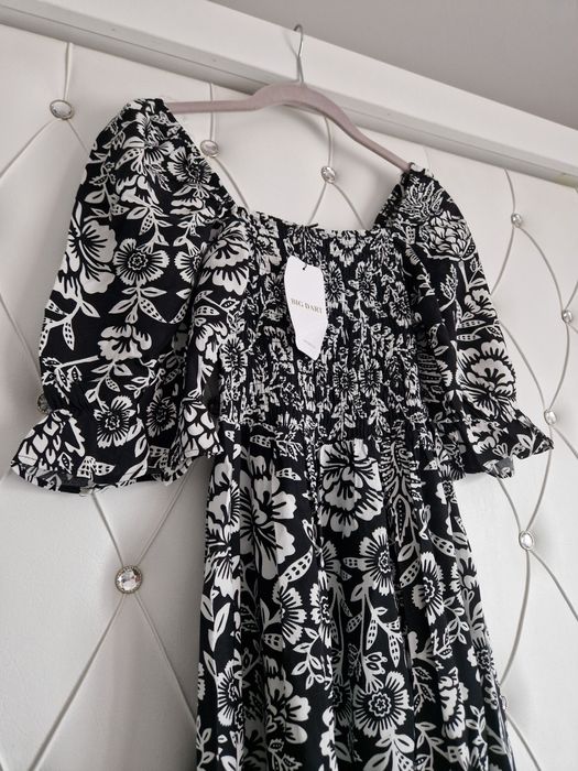 Rochie vaporoasa cu imprimeu