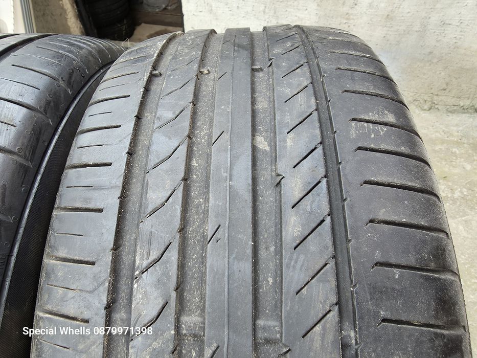235/45R17 Continental