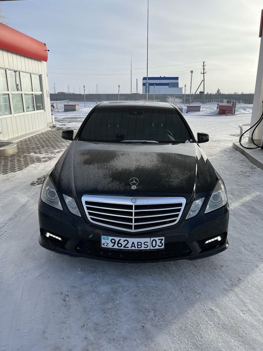 Продам машину mersedes e 200
