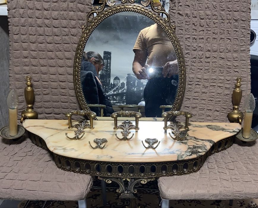 Винтидж мраморна конзола с огледало – италиански стил