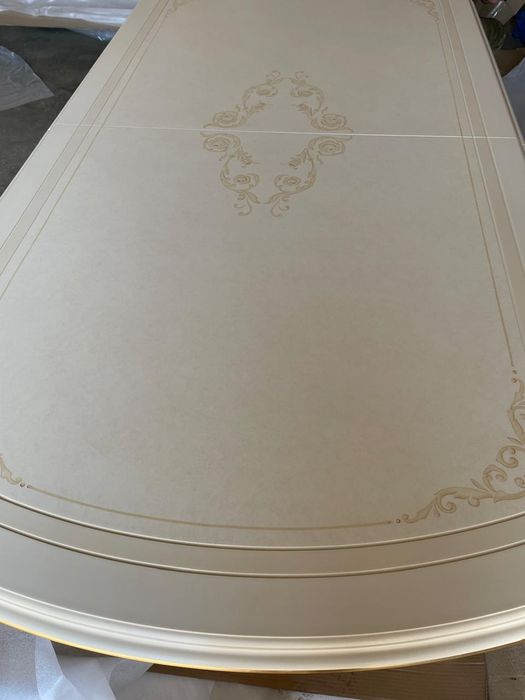 Продам VIP стол новый