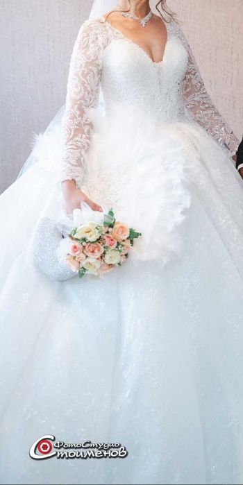 Булченска рокля с подарък було и 2ра рокля на супер изгодна цена