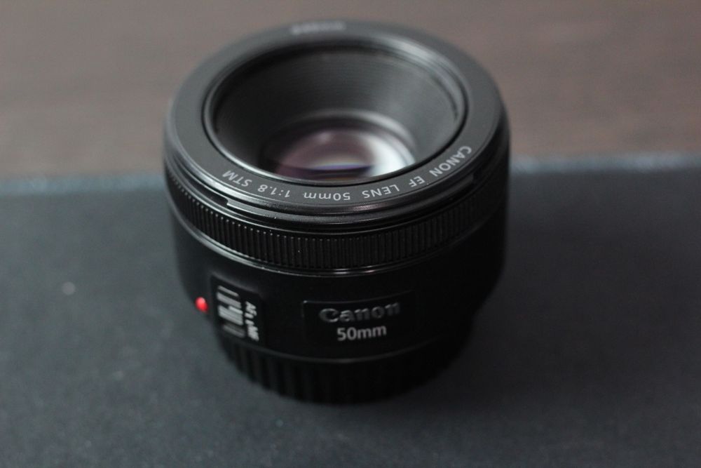 Canon EF 50mm f/1.8 STM