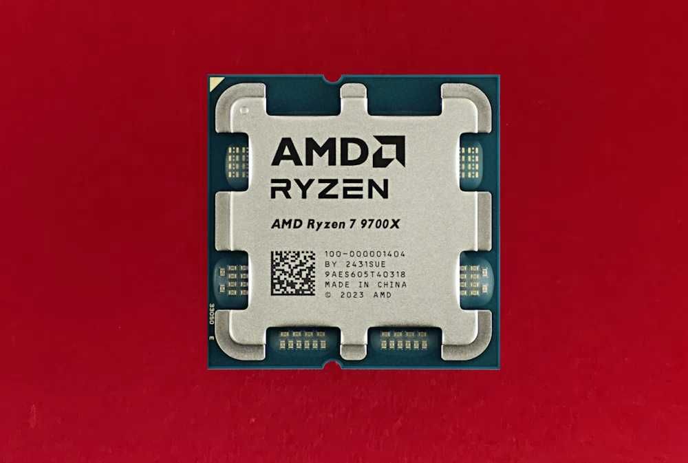 Ryzen 7 9700X, ново дънo MSI B650 GAMING WIFI + 16GB DDR5 / опция 32GB