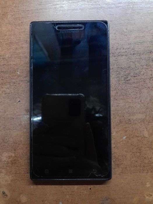 Продам телефон Lenovo p 70 t