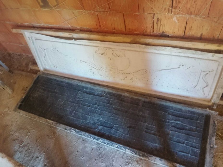 Presa pentru gard beton