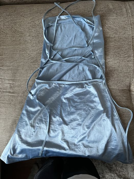 Платье голубое летнее с открытой спиной