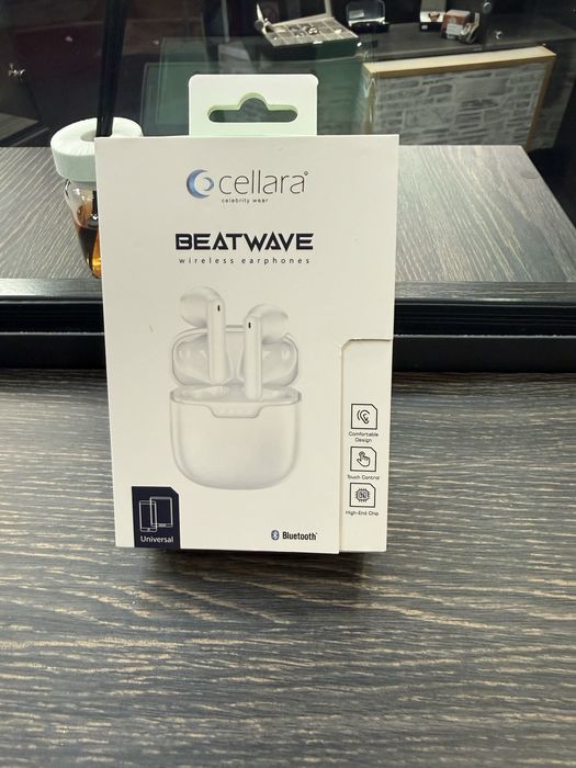 MrsAmanet: casti wifi noi sigilate