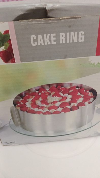 Для торта форма и тортница