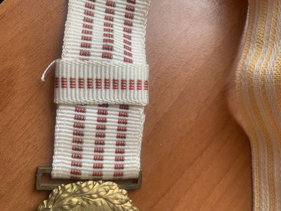 Продавам офицерски параден колан