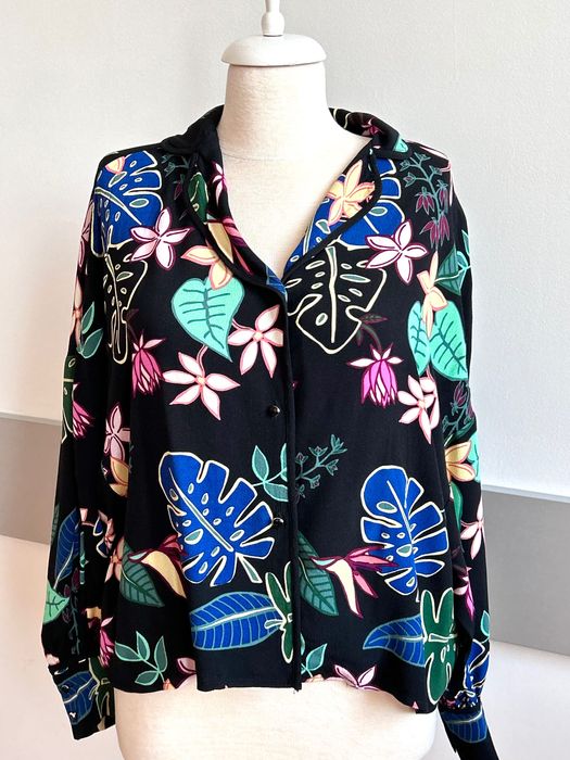 Mint & Berry разкошна риза с наситен цветен десен