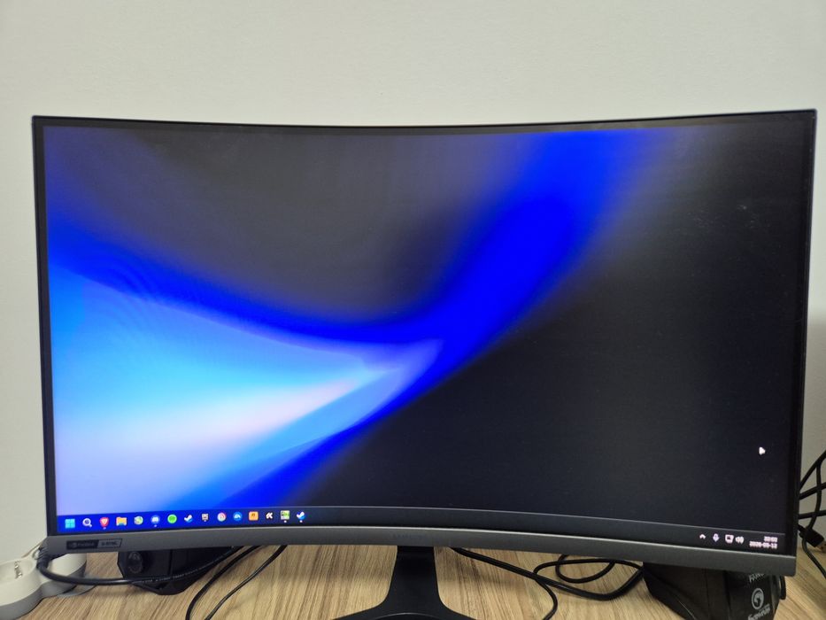Samsung LC27RG50 Monitor Curbat Gaming 27” 240Hz
