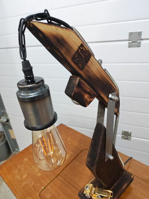 Lampa decorativa din lemn stil steampunk