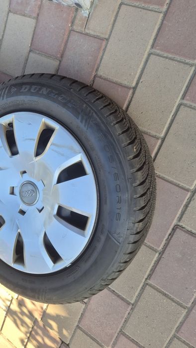 Anvelope Iarna Dunlop 205/60/16 + jante si capace Audi A4