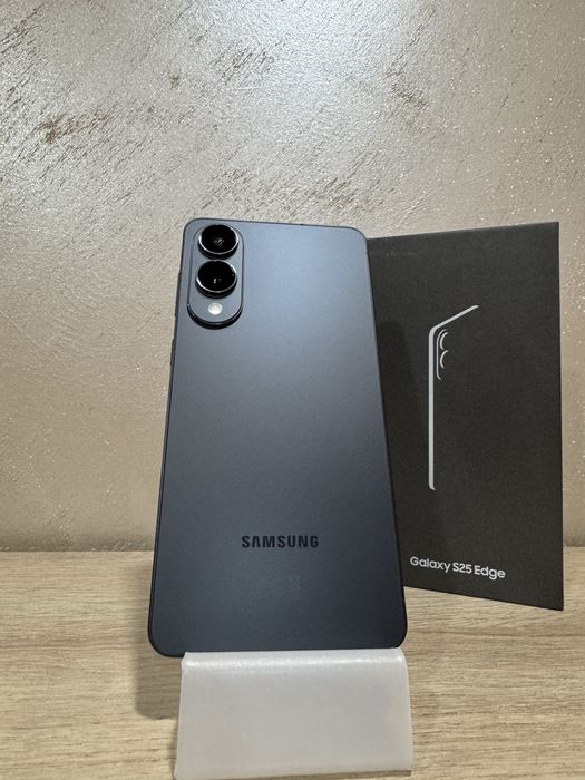 КАТО НОВ! Samsung Galaxy S25 Edge | 512GB | 24 м. гаранция | Titanium Jetblack / Черен
