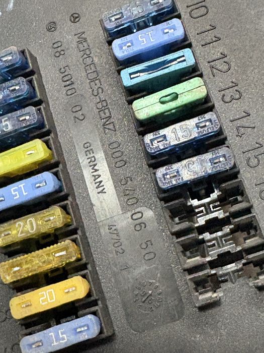 Mercedes sprinter Vito 2.2cdi 2003 година Bsi модул Бушонно Табло