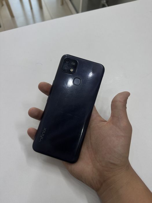 Infinix HOT10i