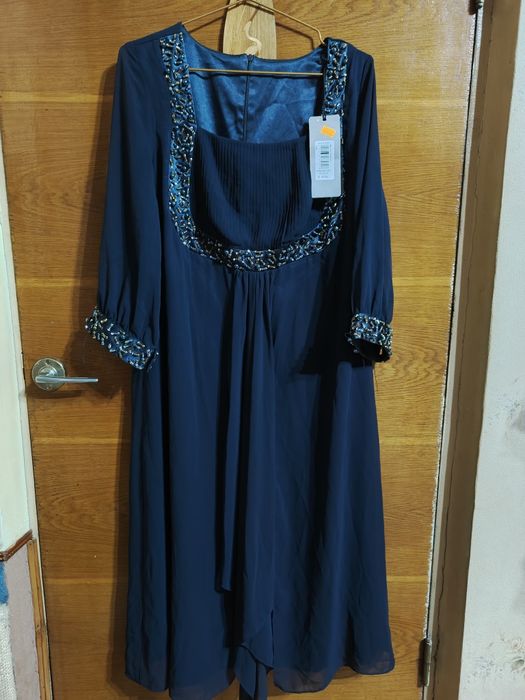 Женские платья от 50 размера до 54.