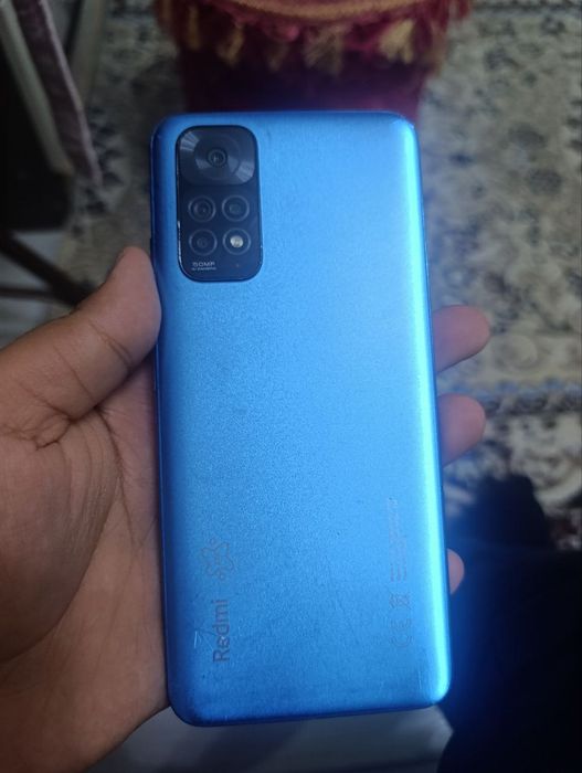 Redmi not 11 ekran ozgina singan