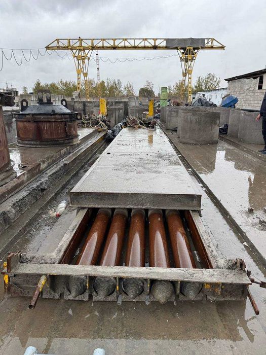 Форма для бетонни пустотни плит