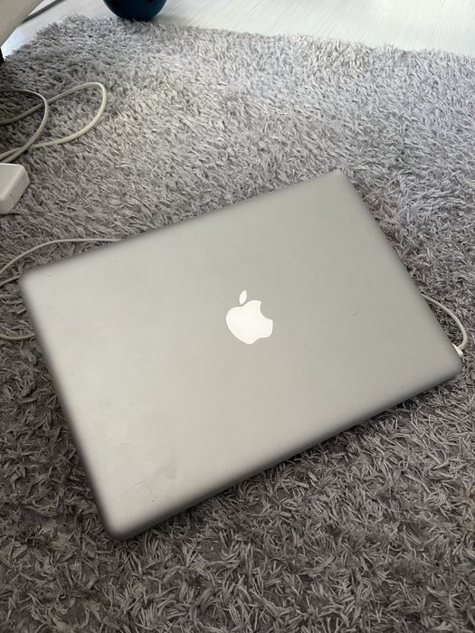 Macbook pro  13 inch