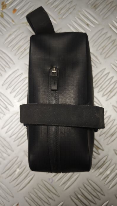 Чантички за велосипед, седалка и горна тръба, Rapha, Topeak, Missgrape