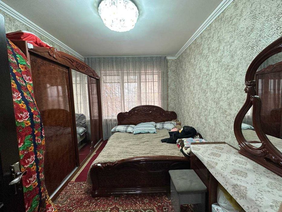 Продаётся 2х комн квартира на 4 этаже Ор-р Тожмахал 34 школа