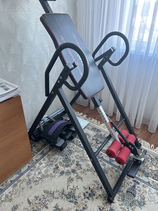 Инверсионный стол-тренажер