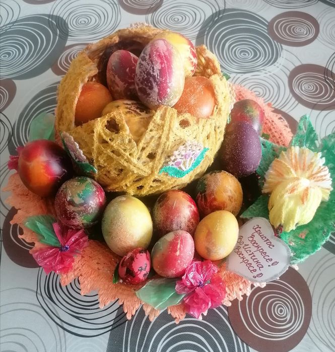 Великденска кошница за яйца