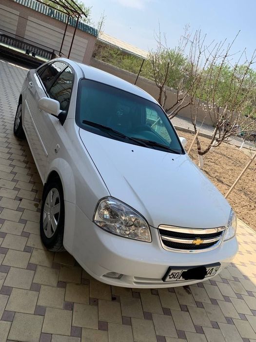 Lasetti 2011 kraska tozza rixtofka qilingan