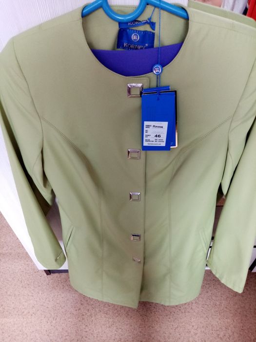 Продам плащ новый