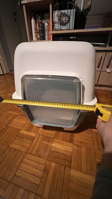 Litiera pisici acoperita cu usita si tavita detasabila si lopetica
