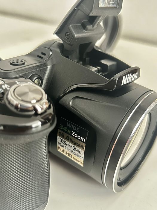Nikon Coolpix L830