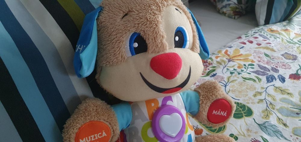 Cățeluș interactiv Fisher Price limba română