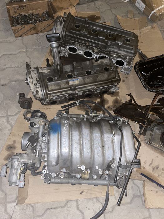 Запчасти двигателя LX470