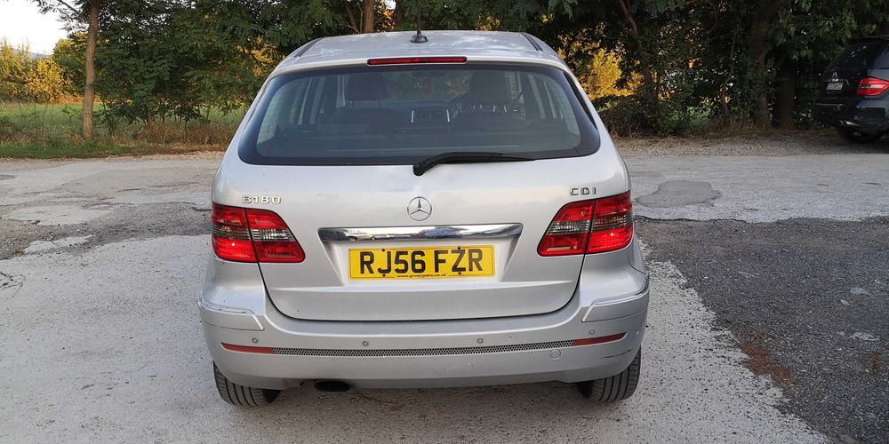 НА части W245 B180 CDI Автомат 177k km Mercedes Б класа