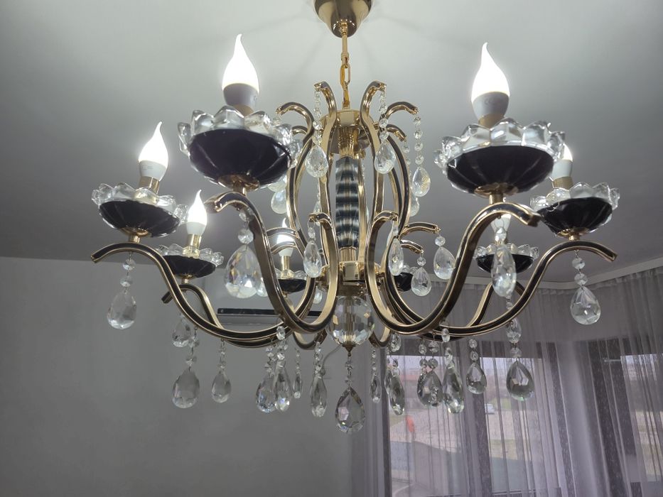 Set 2 lustre stil cadelabru si 1 lampa din acelasi set