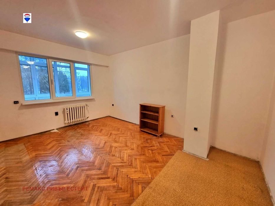 Двустаен апартамент за продажба кв. Здравец